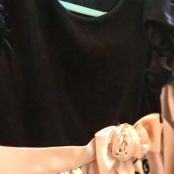 Girls dress - Picture 5 of 7